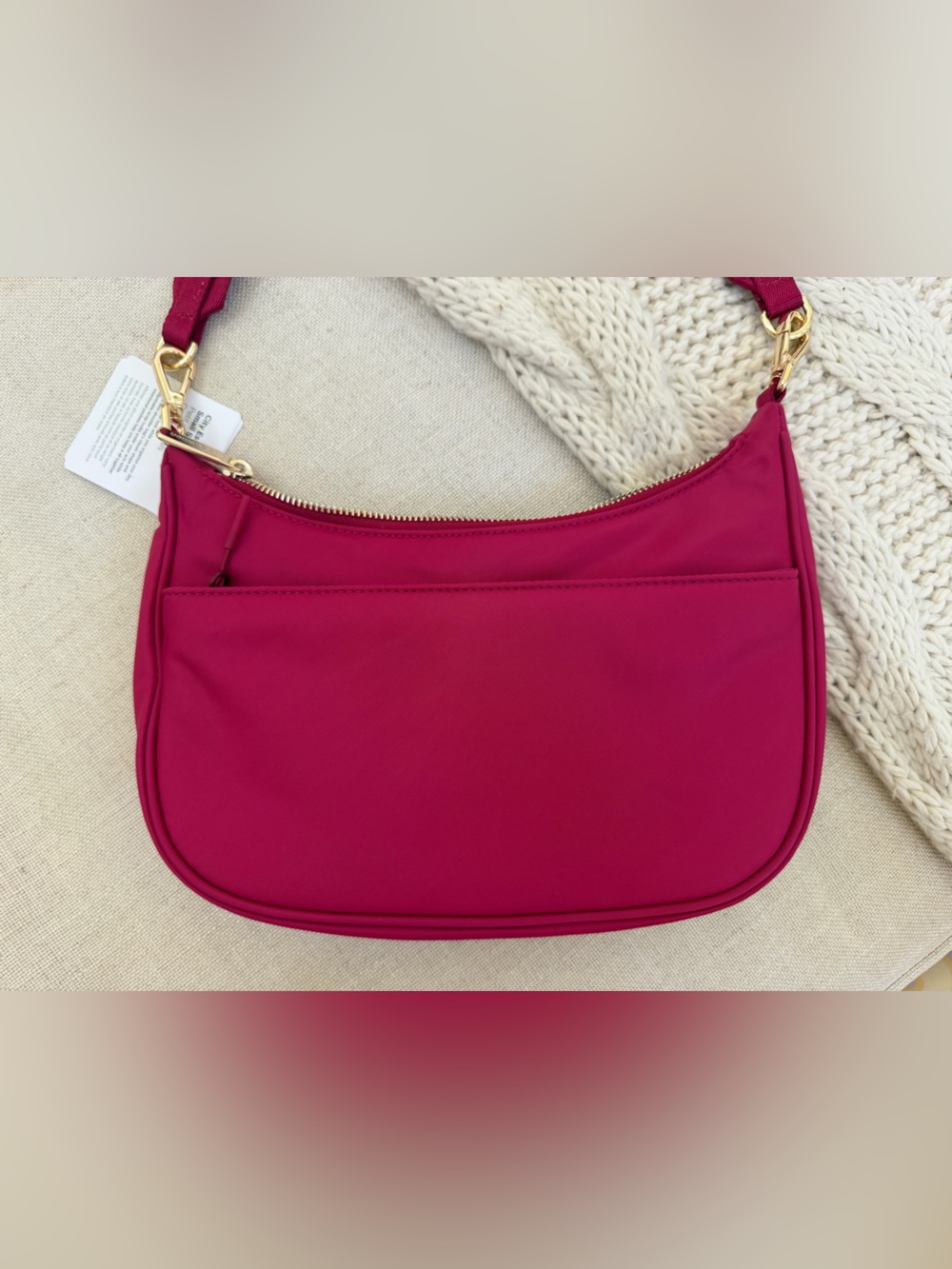 Lululemon city essentials, small shoulder bag. - Picture 4 of 7